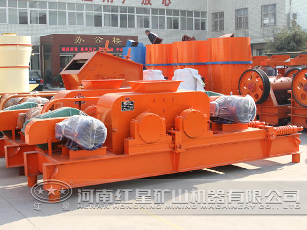 鐵礦石對(duì)輥式破碎機(jī)