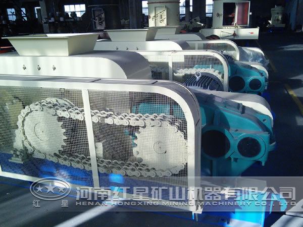 建筑垃圾對(duì)輥式破碎機(jī)